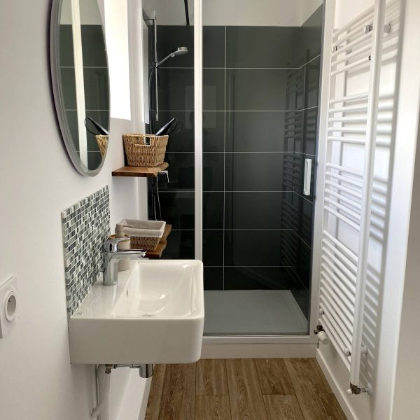 31523004-e762-4127-94c8-952399d2dcf5