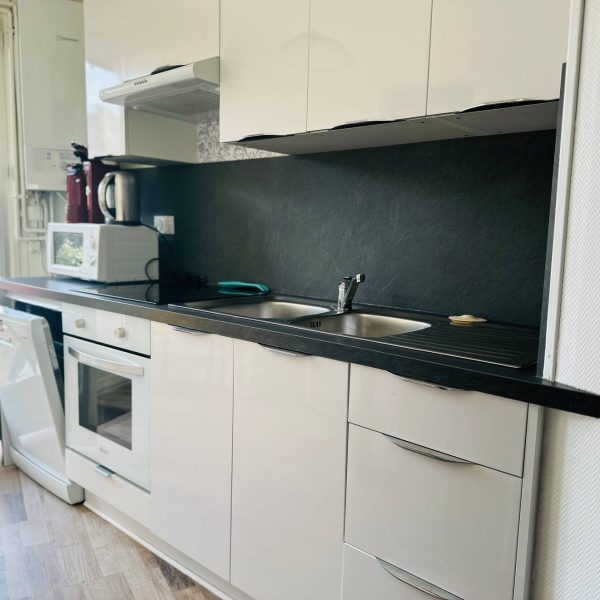 6ca96556-043a-476c-8b8e-24189e401458