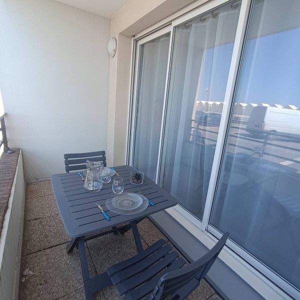 f9735c1f-a0fa-41b8-a821-75f2251ac23c